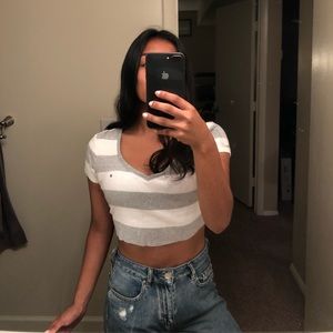 cropped tommy tshirt